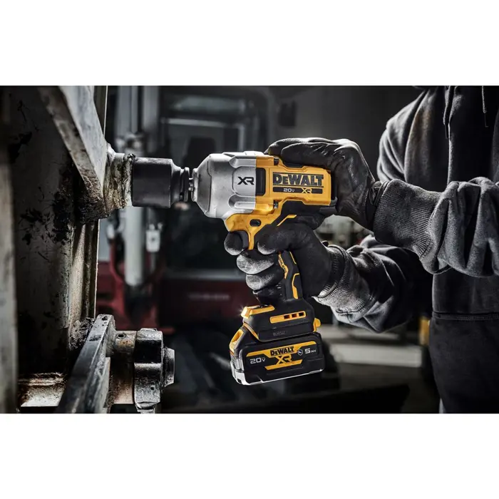 12-1626nm-tstak-18v-xr-impact-wrench-10501-wlononwcrbpwt.webp