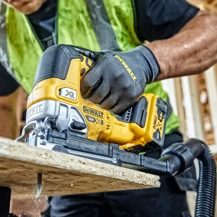 18-v-xr-jigsaw-135mm-without-battery-and-lad-48068-wlononwcrbibg.webp
