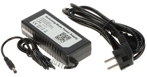 SWITCHED-MODE POWER SUPPLY 48V/1.5A/5.5