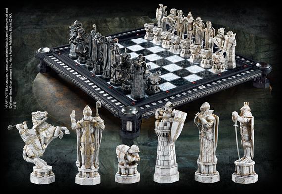 NOBLE COLLECTION Harry Potter Final Challenge Chess Set