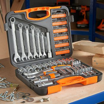 VonHaus 104-piece tool set