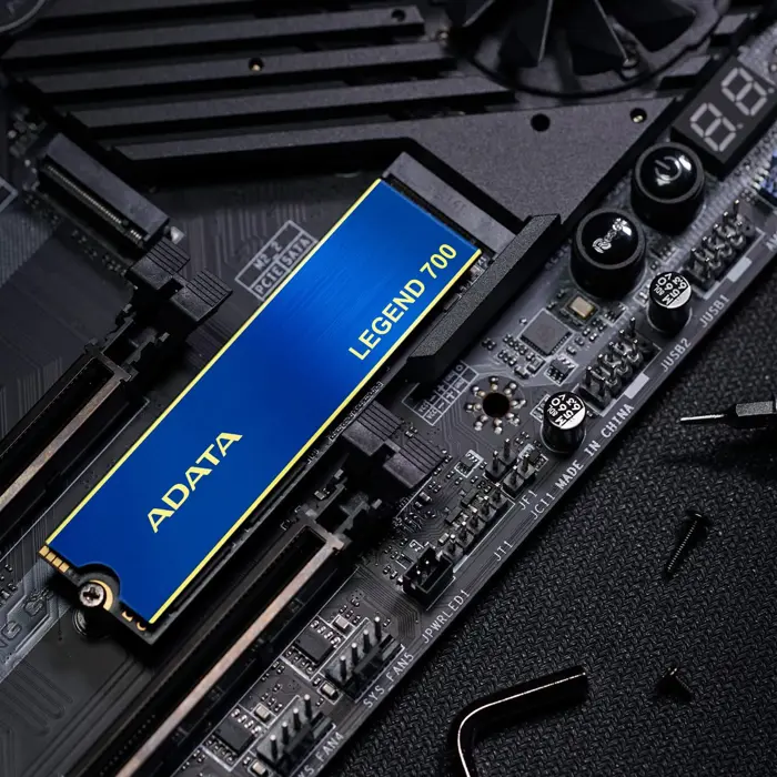 adata-legend-700-256-gb-ssd-m2-pcie-30-x4-bluegold-13582-aleg-700-256gcs-w.webp