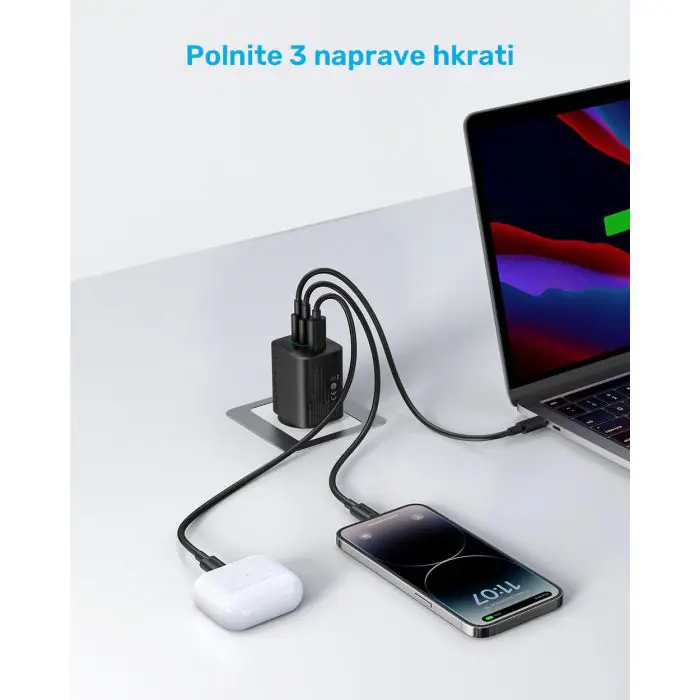 Anker 336 3-port 67W charger, black