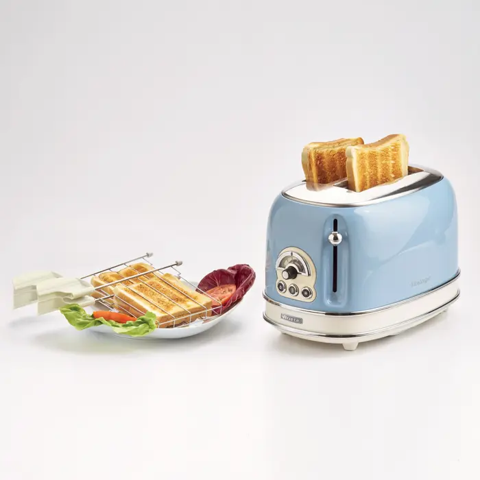 ariete-vintage-toaster-155-light-blue-810-watts-for-2-slices-27042-0155bl-w.webp