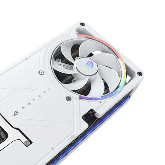 asus-rog-astral-rtx5090-o32g-white-nvidia-geforce-rtx-5090-3-98566-vgaasunvd0932.webp