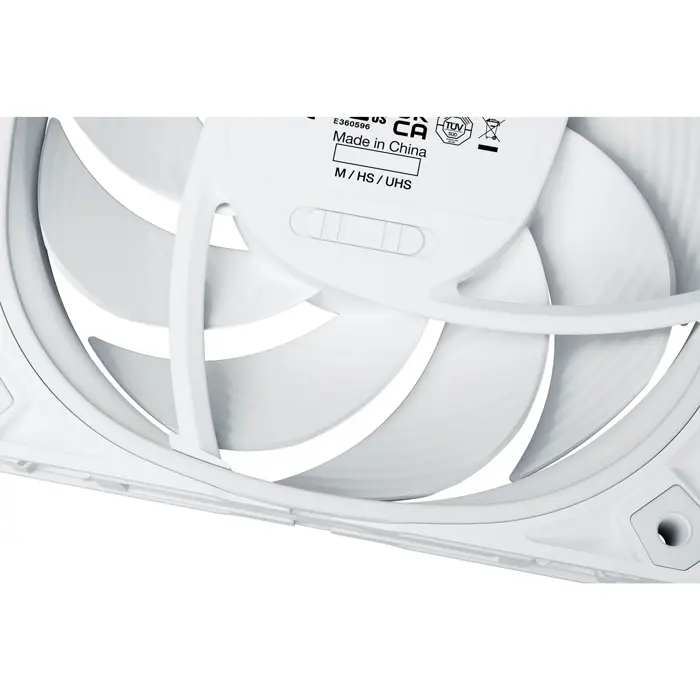 be-quiet-silent-wings-pro-4-140mm-pwm-white-case-fan-white-24231-bl119-w.webp