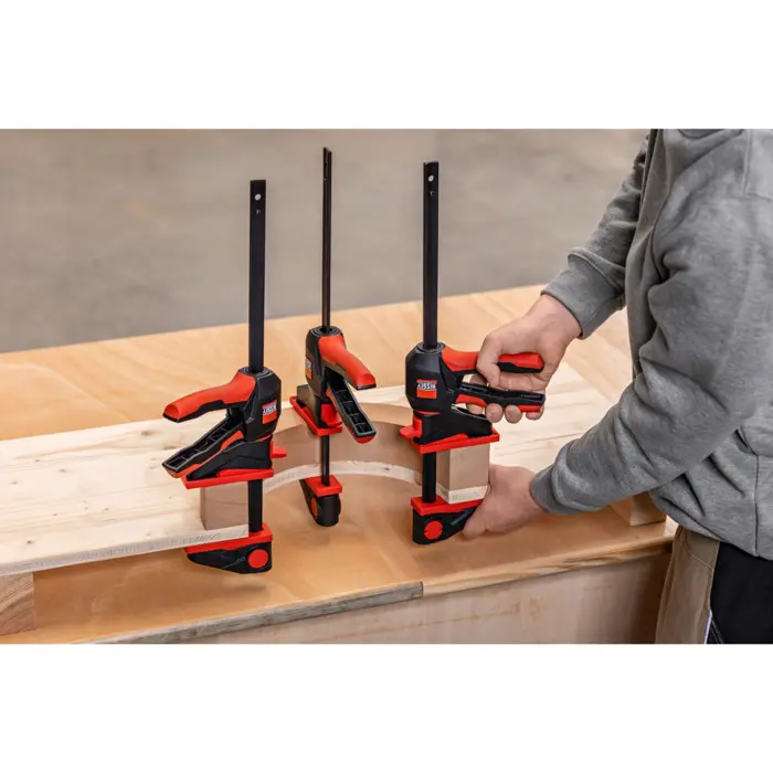bessey-one-hand-clamp-with-rotating-handle-ez360-15-blackred-80012-ez360-15-w.webp