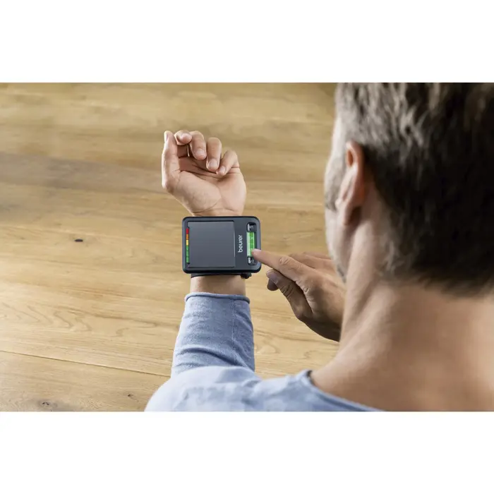 beurer-bc-87-wrist-blood-pressure-monitor-black-bluetooth-82220-65703-w.webp