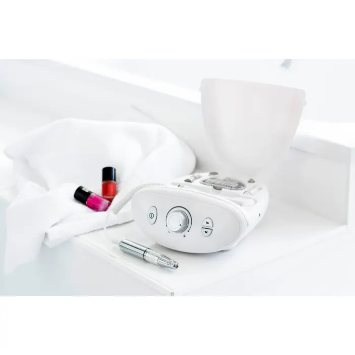 beurer-mp-100-manicurepedicure-set-nail-care-white-57127-57068-w.webp