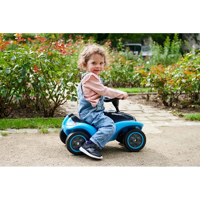 big-bobby-car-next-blue-slide-blackblue-25663-800056234-w.webp