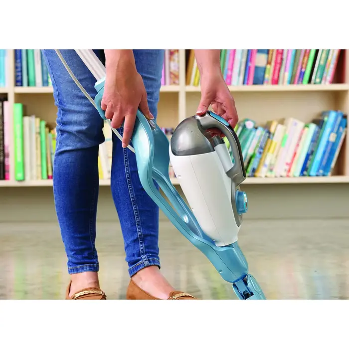 black-decker-fsmh1321-steam-cleaner-upright-steam-cleaner-05-2600-agdbldmop0004.webp