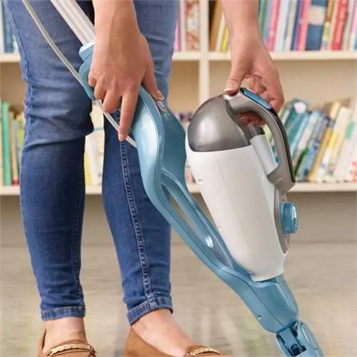 black-decker-fsmh1321-steam-cleaner-upright-steam-cleaner-05-6595-agdbldmop0004.webp