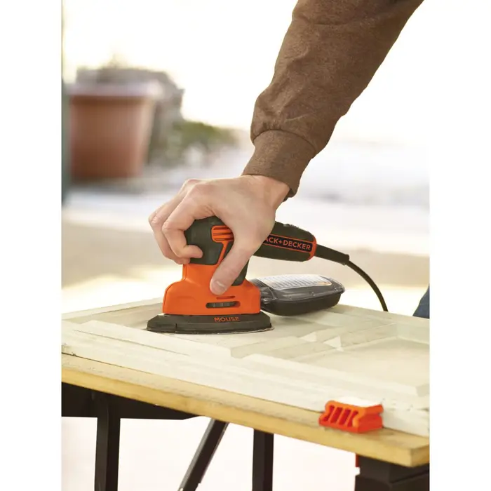 black-decker-ka2500k-qs-portable-sander-68409-nelbdeosc0004.webp