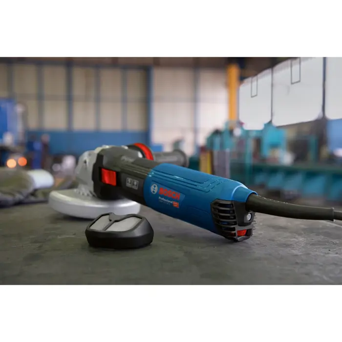 bosch-angle-grinder-gws-17-125-ts-professional-blueblack-170-91286-06017d0400-w.webp