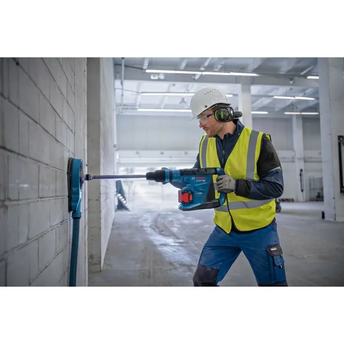 bosch-cordless-hammer-drill-biturbo-gbh-18v-40-c-professiona-11600-0611917103-w.webp