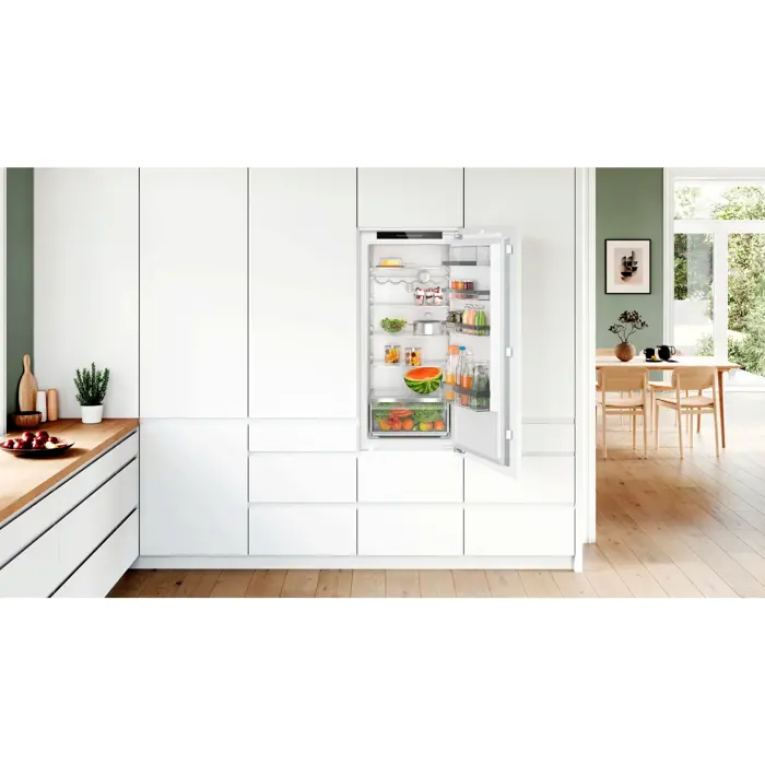 bosch-kir41add1-series-6-full-size-refrigerator-10911-kir41add1-w.webp