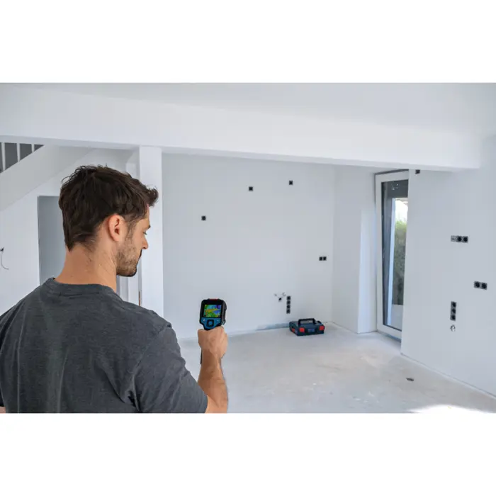 bosch-powertools-battery-powered-thermal-imaging-camera-gtc--9829-0601083901-w.webp