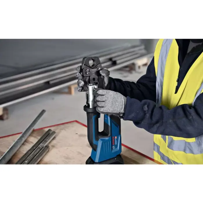 bosch-powertools-cordless-pressing-tool-gpt-18v-19-professio-3233-06019m2002-w.webp
