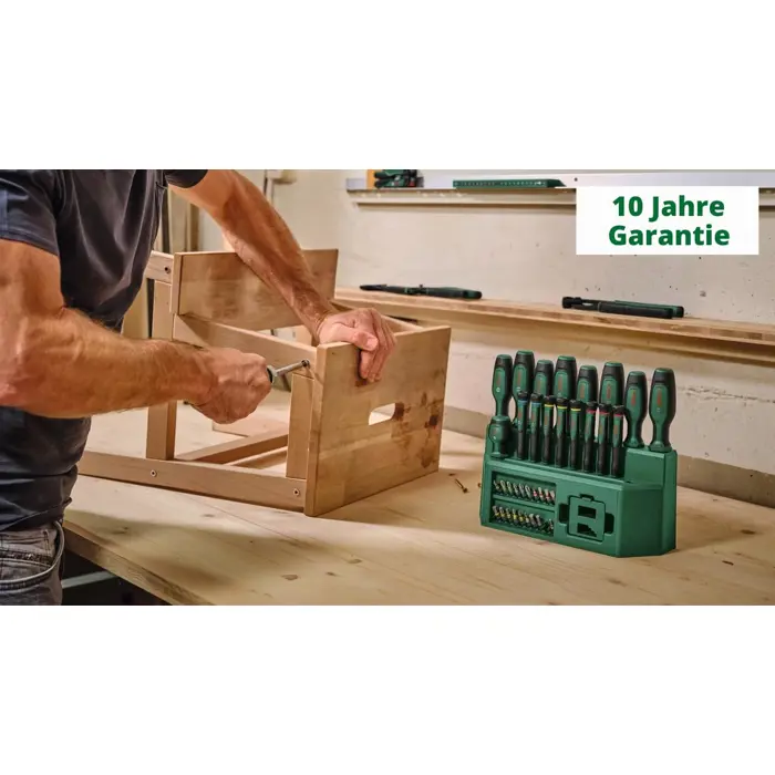 bosch-powertools-screwdriver-set-mixed-39-piece-greenblack-w-12502-1600a02z9l-w.webp