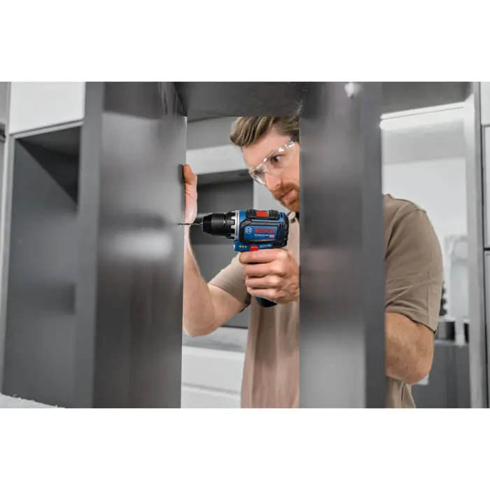 bosch-professional-cordless-drilldriver-gsr-12v-32-professio-2048-06019n7000-w.webp