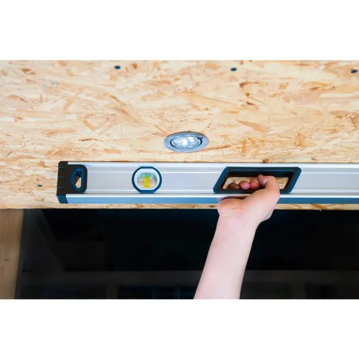 bosch-professional-spirit-level-120cm-with-access-openings-88373-1600a016br-w.webp