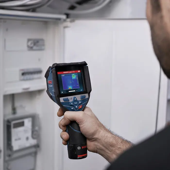 bosch-thermal-imaging-camera-gtc-600-c-professional-12v-ther-64722-0601083500-w.webp