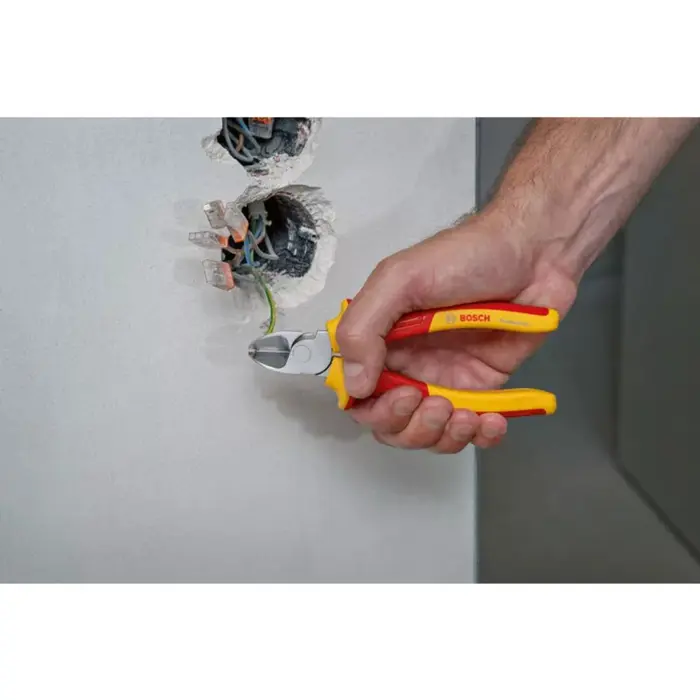 bosch-vde-tool-set-mixed-7-piece-redyellow-side-cutters-need-76858-1600a02ng3-w.webp