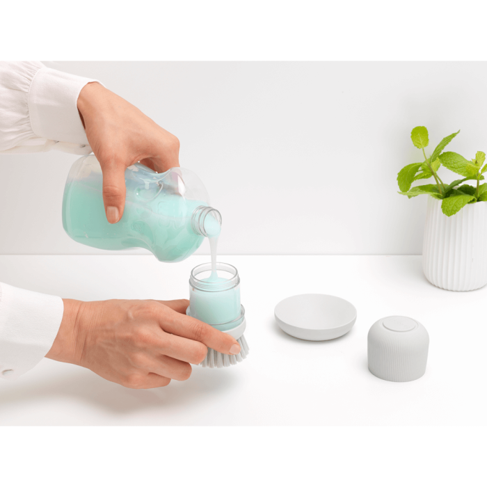 brabantia-dish-brush-with-soap-dispenser-light-gray-30245-e0003346.webp