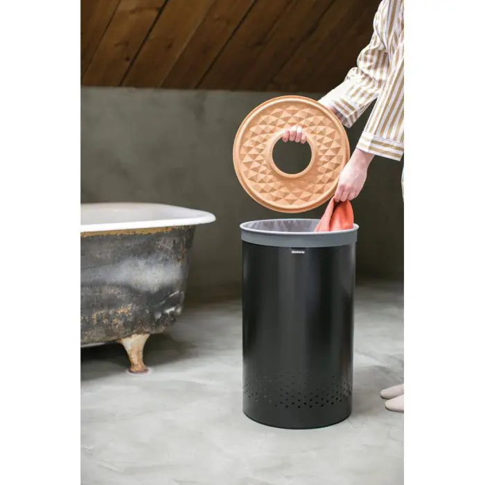 brabantia-laundry-basket-60l-round-black-54415-e0003187.webp