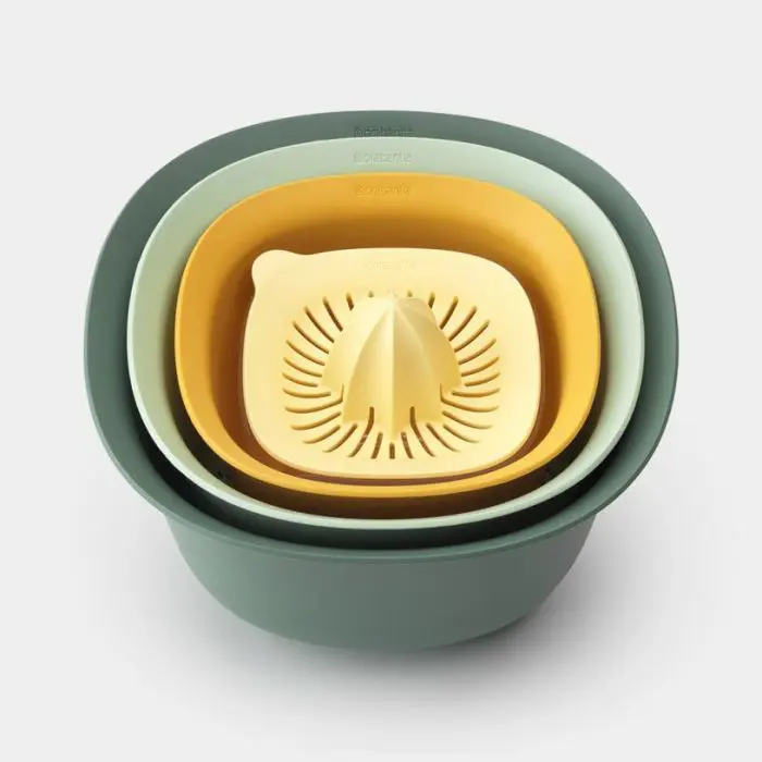 Brabantia mixing bowl and wringer set