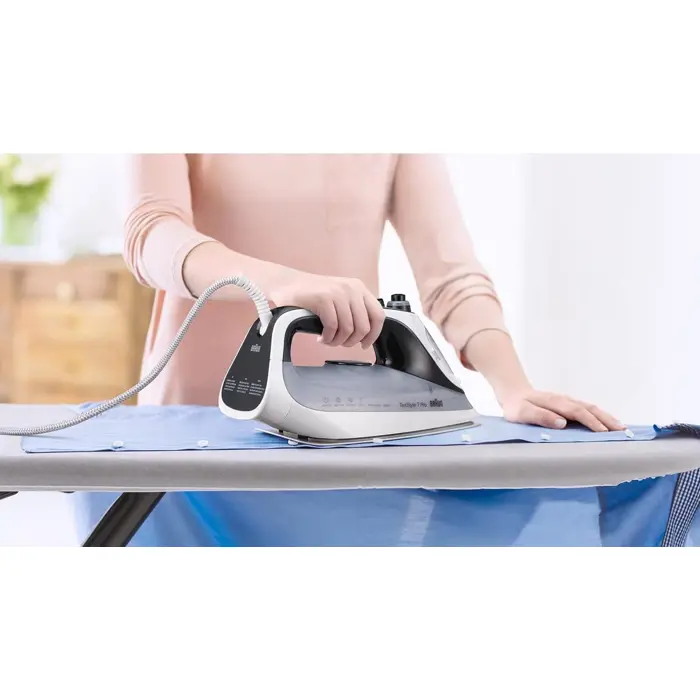 braun-texstyle-7-pro-si-7149-steam-iron-whiteblack-44338-0127403108-w.webp