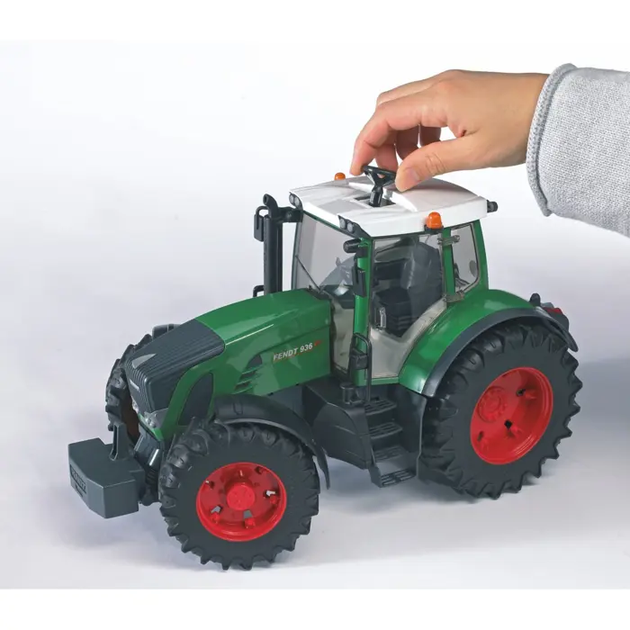 bruder-professional-series-fendt-936-vario-03040-32211-03040-w.webp