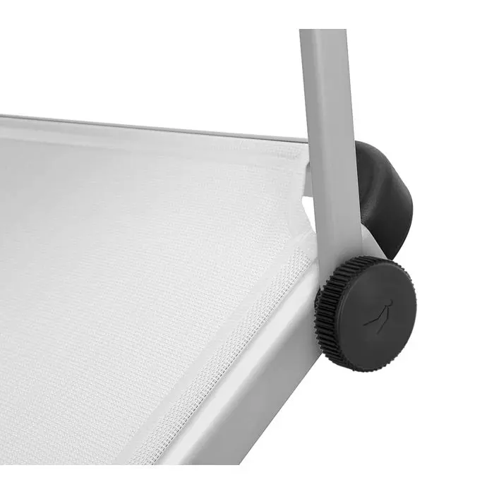 brunner-marbella-deckchair-for-the-beach-white-0410012nc00-83192-e0003588.webp