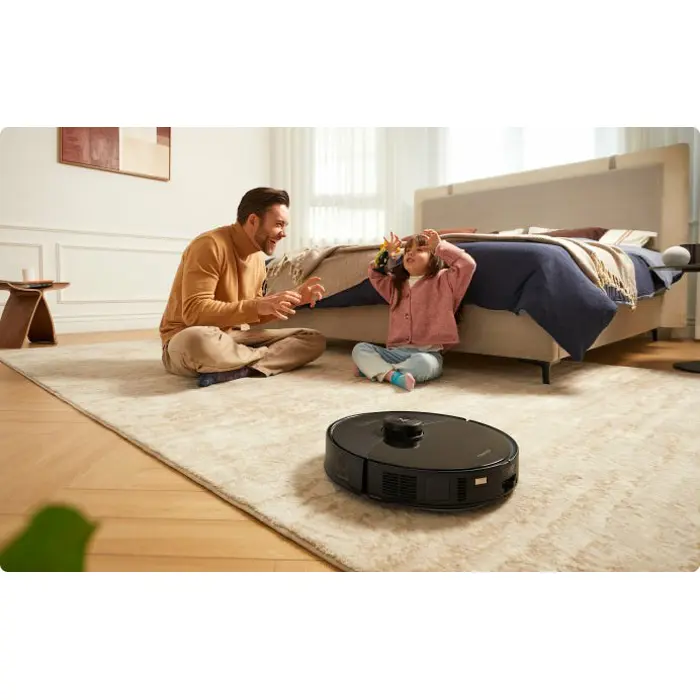 cleaning-robot-roborock-s8-maxv-ultra-black-83206-wlononwcrgia2.webp