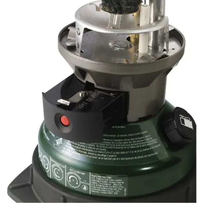coleman-northstar-gasoline-lantern-1138-lumen-23781-2000-750e-w.webp
