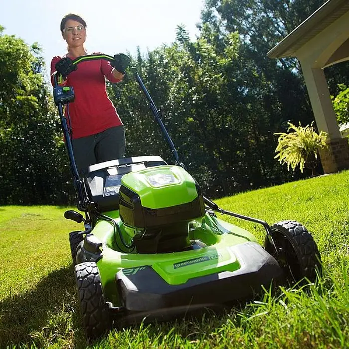 cordless-mower-60v-4ah-46-cm-greenworks-gd60lm46hpk4-2502807-17383-nakgrwkos0032.webp