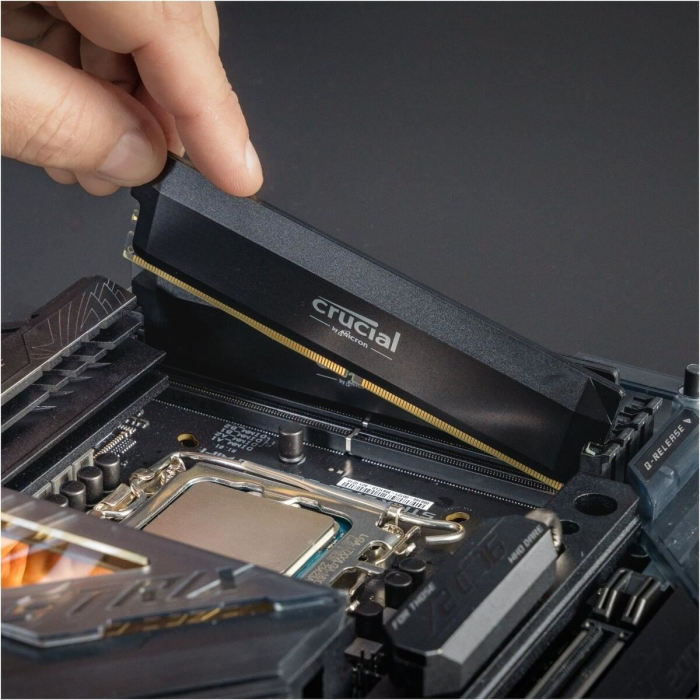 crucial-pro-16gb-ddr5-6400-udimm-cl38-135v-30275-e0019933.webp