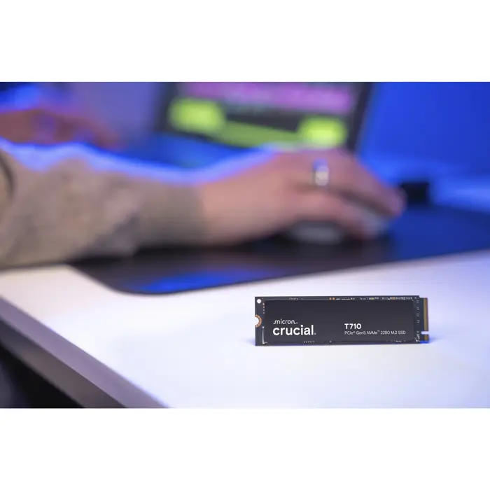 crucial-t710-4tb-ssd-pcie-50-x4-nvme-20-m2-2280-75267-ct4000t710ssd8-w.webp