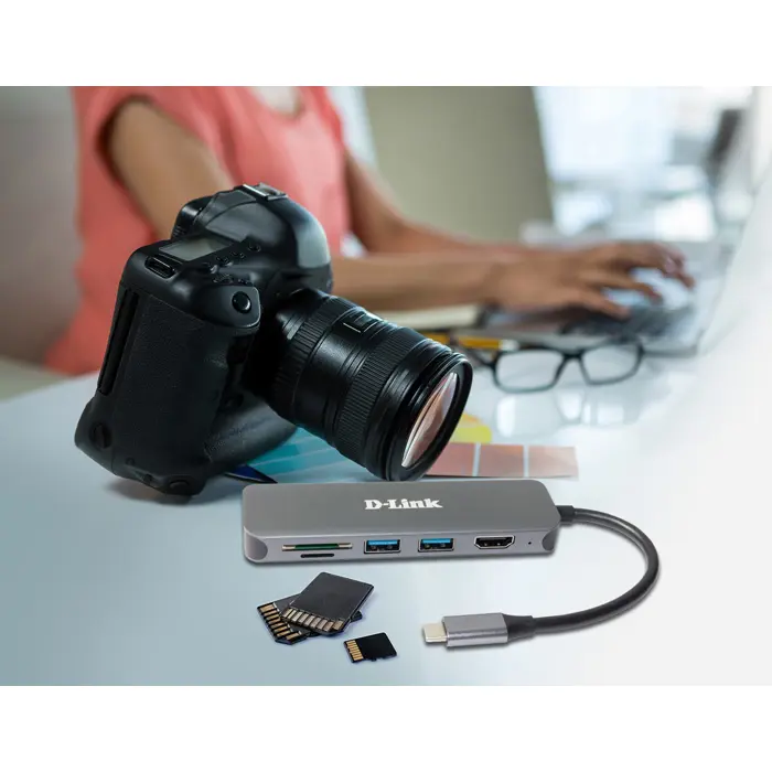 d-link-6-in-1-usb-c-hub-with-hdmicard-readerpower-delivery-d-51454-wlononwcrcnuf.webp