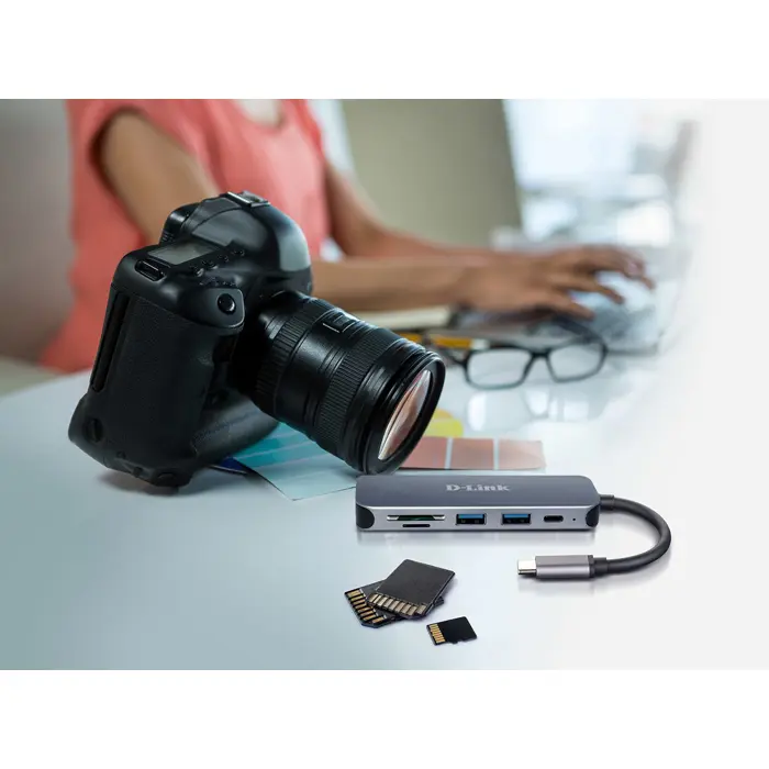 d-link-dub-2325-6-in-1-usb-c-hub-mit-hdmiusb-pdsd-reader-ret-48980-wlononwcrcnam.webp