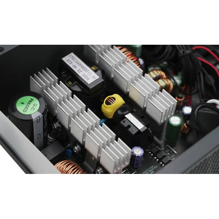 deepcool-pf700-power-supply-unit-700-w-204-pin-atx-atx-black-99965-zdldecobu0003.webp