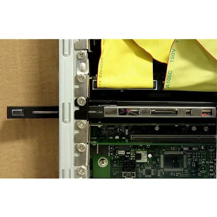 delock-caddies-slot-bracket-sata-25-12384-47192-w.webp
