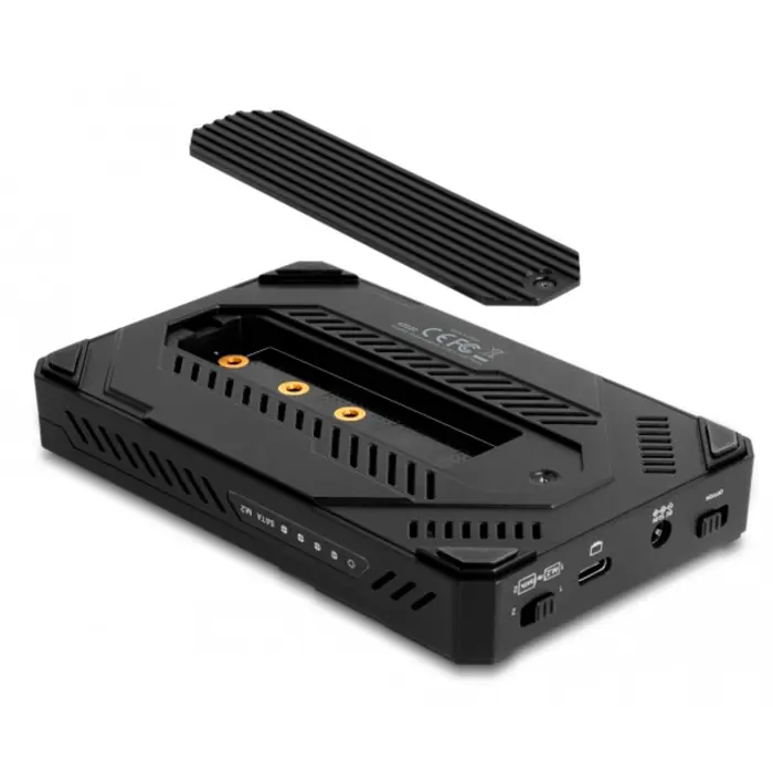 delock-usb-type-c-enclosure-for-1-x-m2-nvme-ssd-1-x-25-sata--3824-42020-w.webp