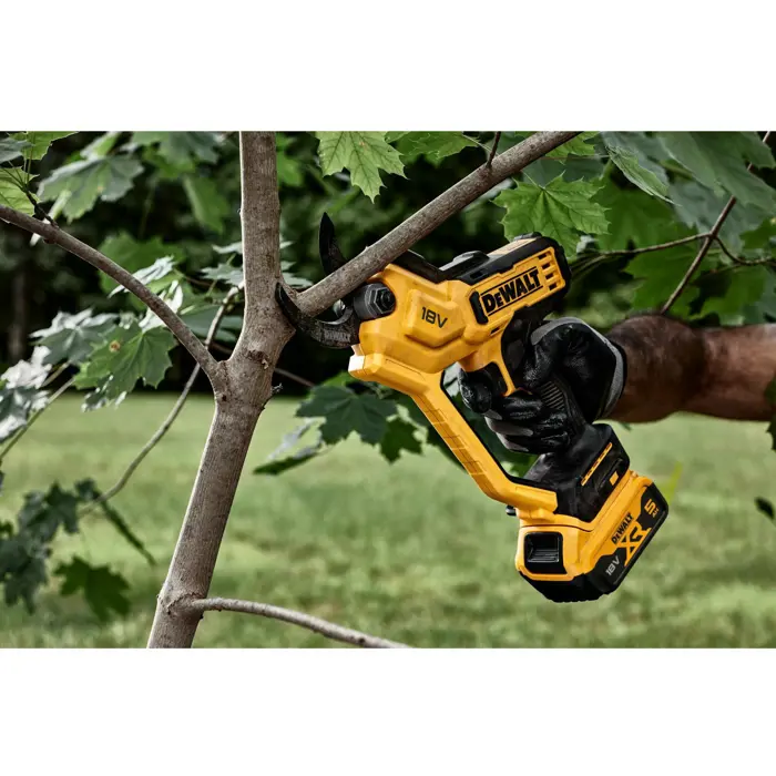 dewalt-cordless-pruning-shears-dcmpp568n-18-volt-yellowblack-29877-dcmpp568n-xj-w.webp