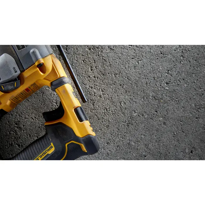 dewalt-cordless-rotary-hammer-dch172nt-18-volts-yellowblack--50797-dch172nt-xj-w.webp