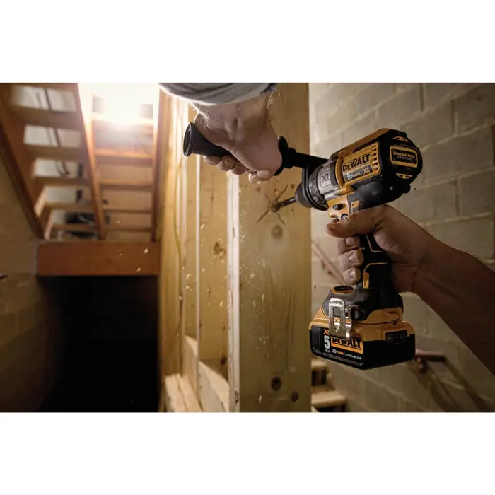 dewalt-dcd991p2-blackgreyyellow-2000-rpm-65290-wlononwcrbnd3.webp
