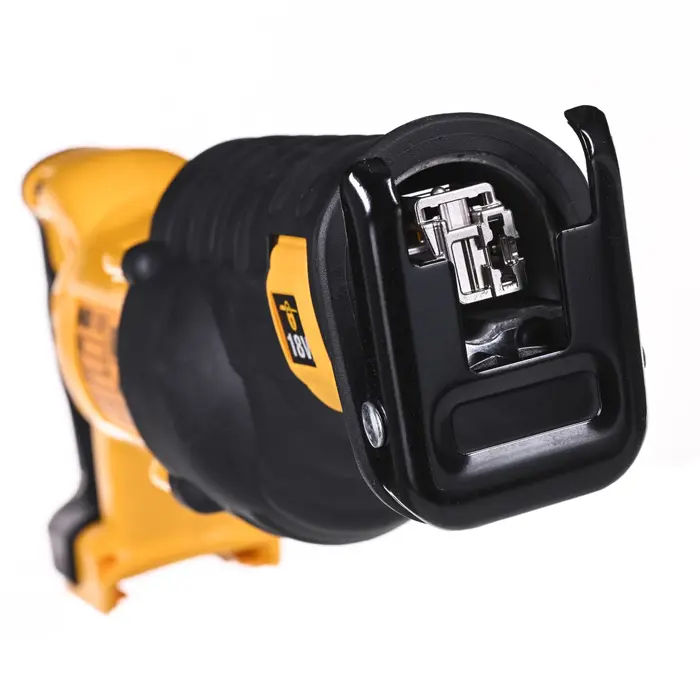 dewalt-dcs380n-sabre-saw-286-cm-blackyellow-31509-nakdewpis0001.webp
