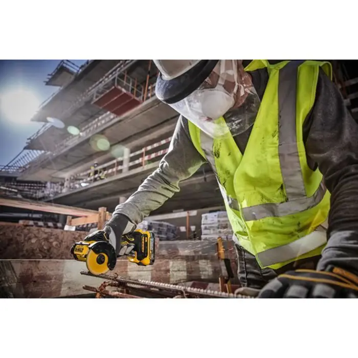 dewalt-dcs438n-xj-cordless-universal-cutter-18-v-35507-nakdewpta0023.webp