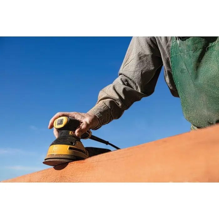 dewalt-dwe6423-qs-portable-sander-orbital-sander-12000-opm-b-35476-neldewsmi0002.webp