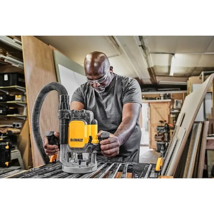 dewalt-frezarka-gornowrzecionowa-2300w-dwe625-24618-wlononwcr0366.webp